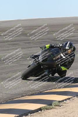 media/Oct-13-2025-Moto Forza (Mon) [[a66d839500]]/2-A Group/Session 2 (Bowl)/